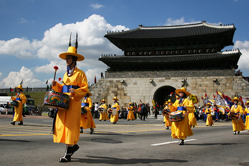Hwasung Fortress, Samsung  D’light & Unhyunggung  Palace