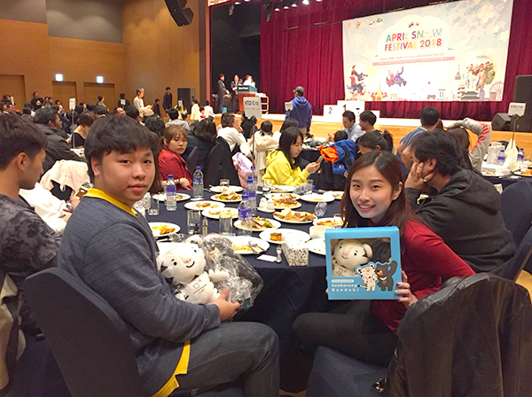 Happy April Snow 2018