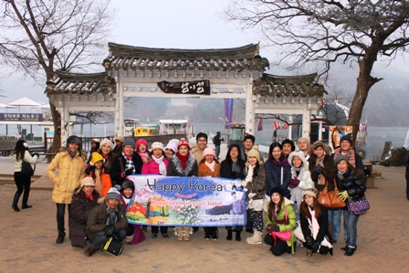 Happy Winter Hello Stranger 30-3 Jan' 12